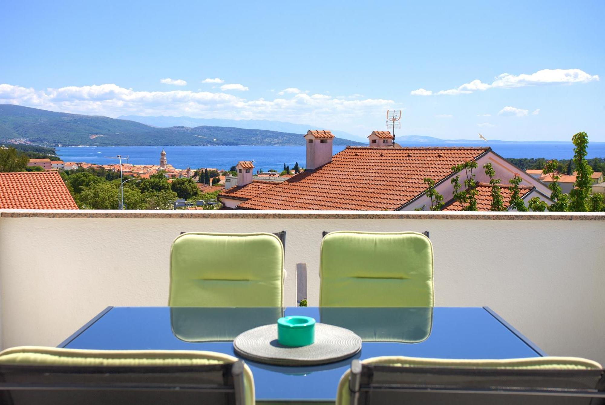 Apartments Sinisa - Krk Town Ruang foto