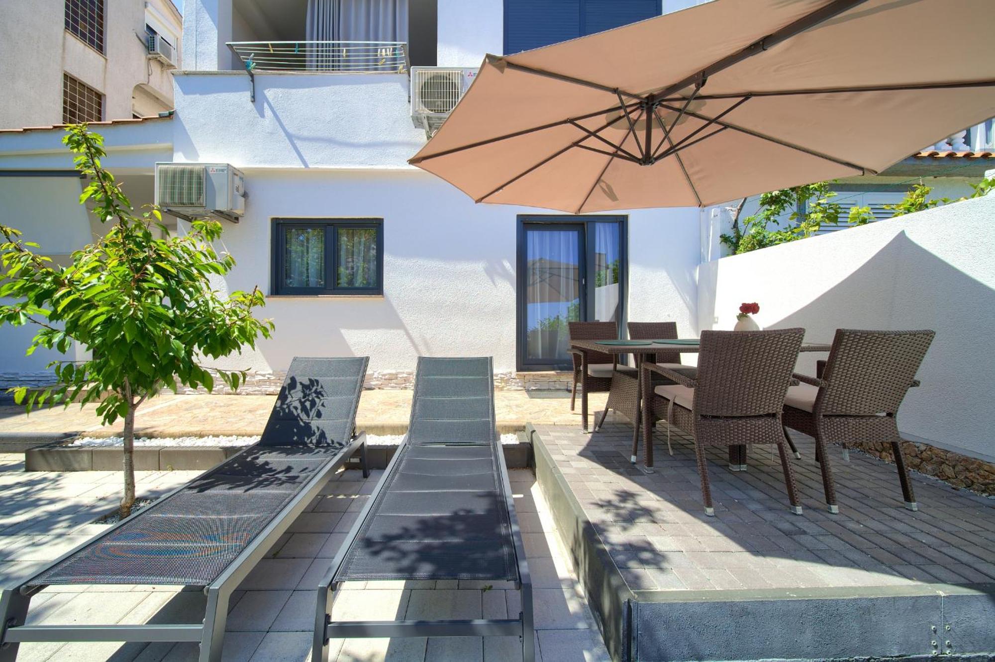 Apartments Sinisa - Krk Town Ruang foto